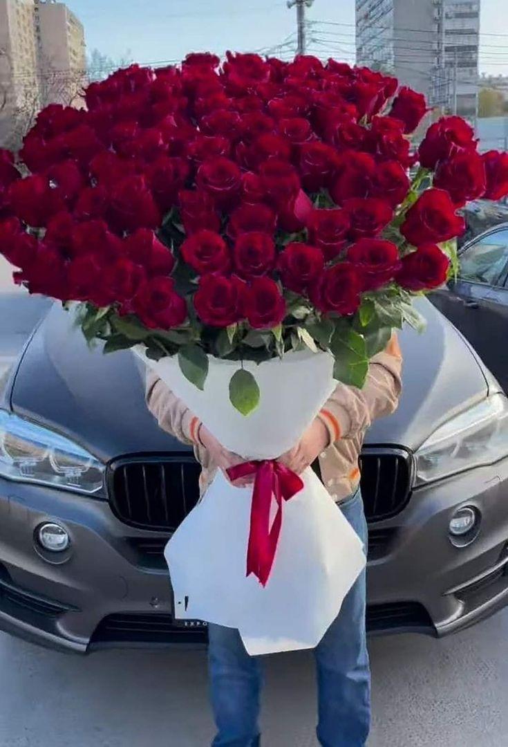 Prime Harbor Hub workshop space where corporate flower arrangements are designed and prepared for business delivery